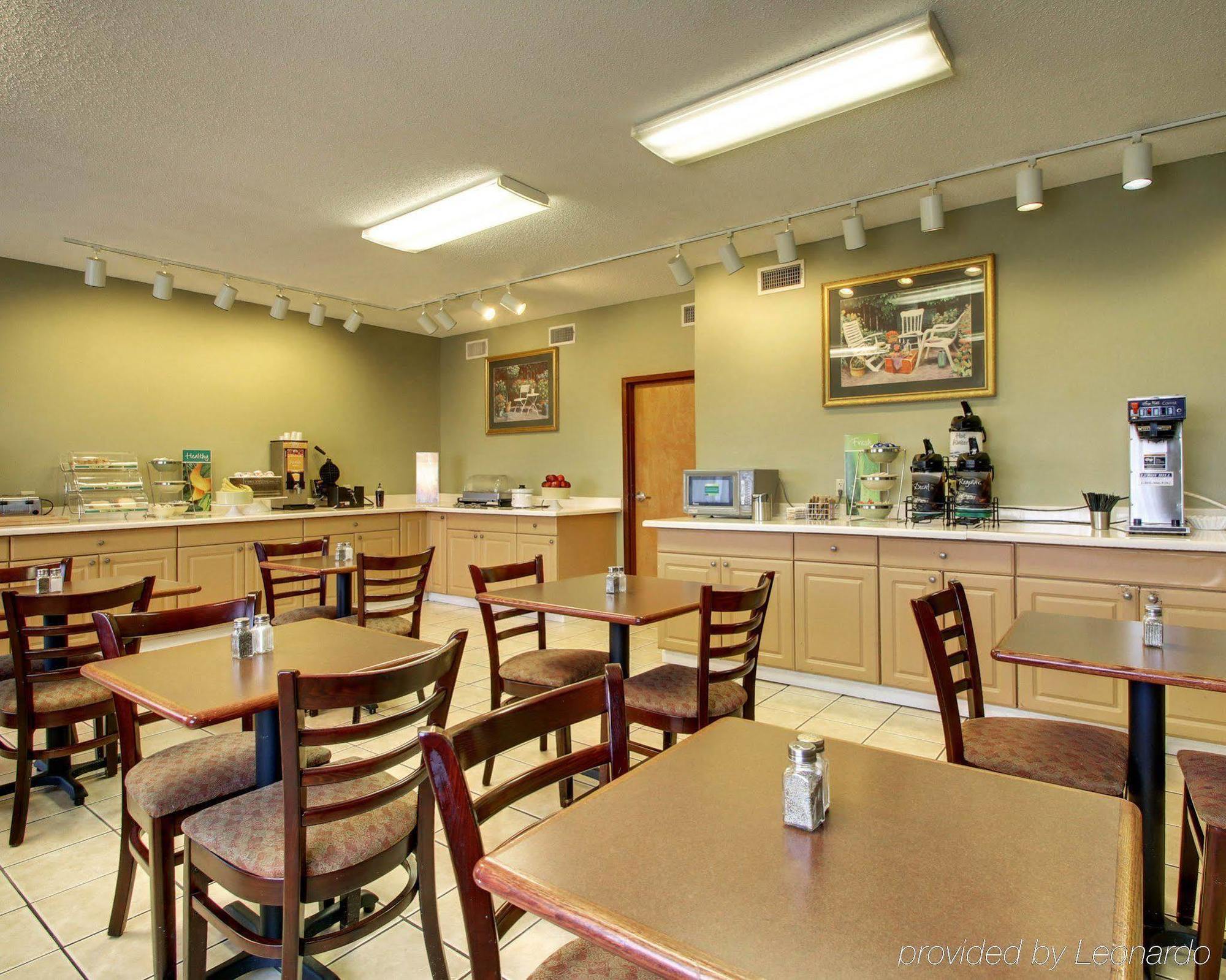 Quality Inn & Suites Pearl-Jackson Εξωτερικό φωτογραφία
