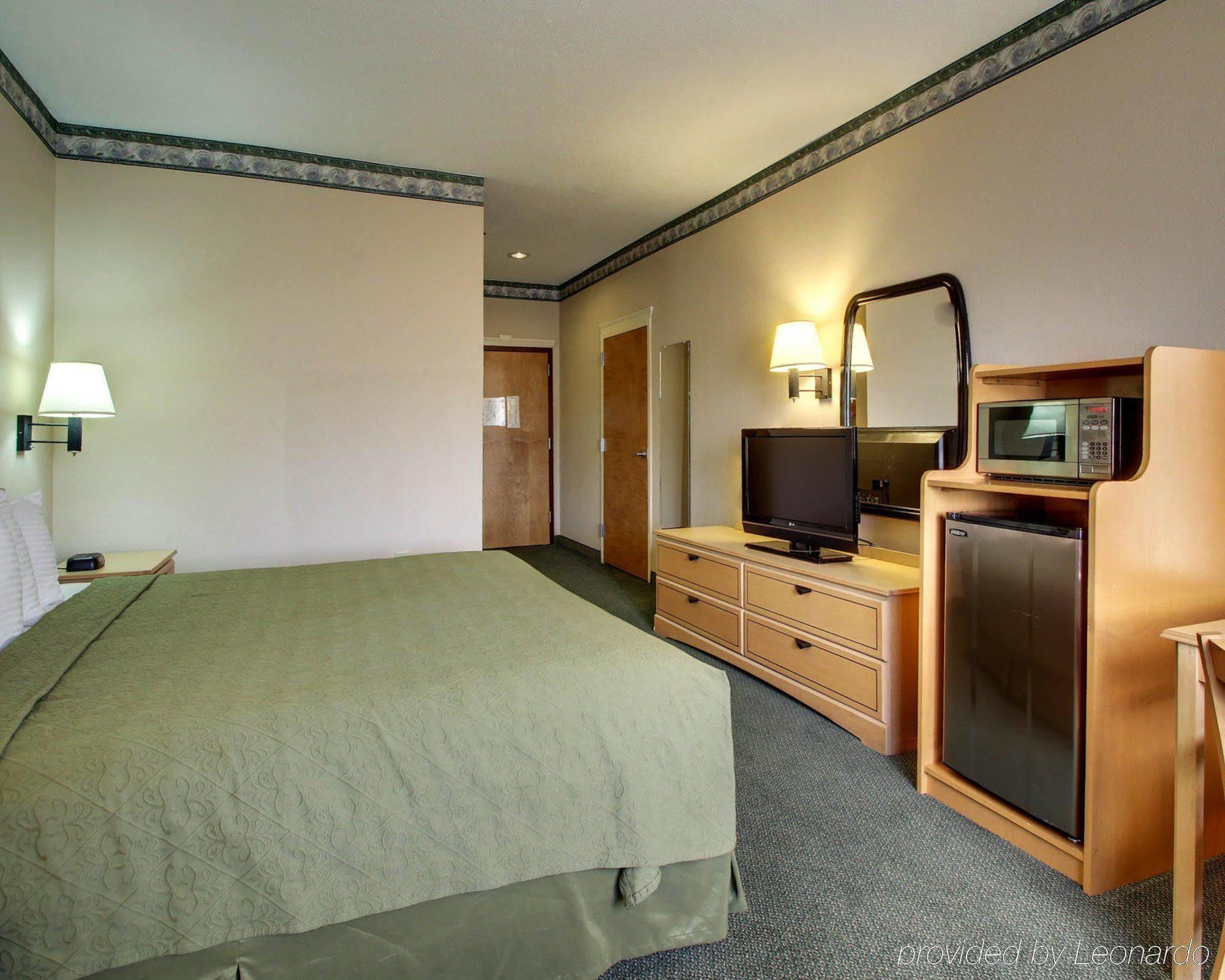 Quality Inn & Suites Pearl-Jackson Εξωτερικό φωτογραφία